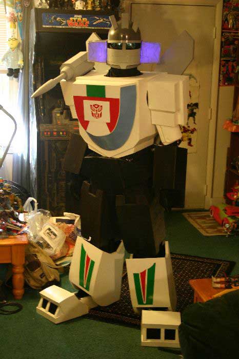 Wheeljack Costume 15