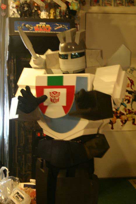 Wheeljack Costume 16