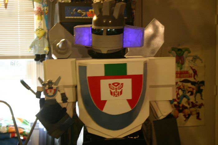 Wheeljack Costume 18