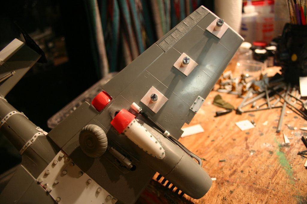 Right Mounting Points